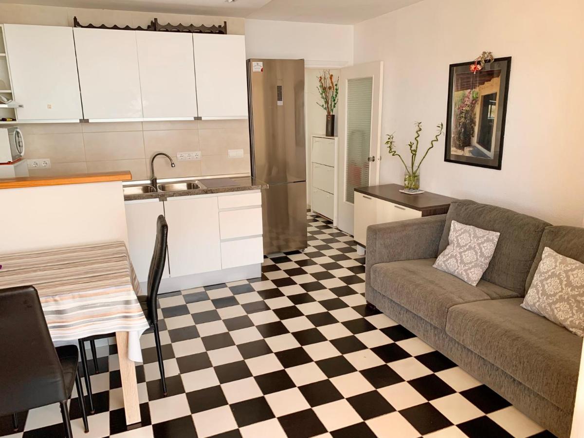 Apartamentos Miranda Es Pujols Exterior foto
